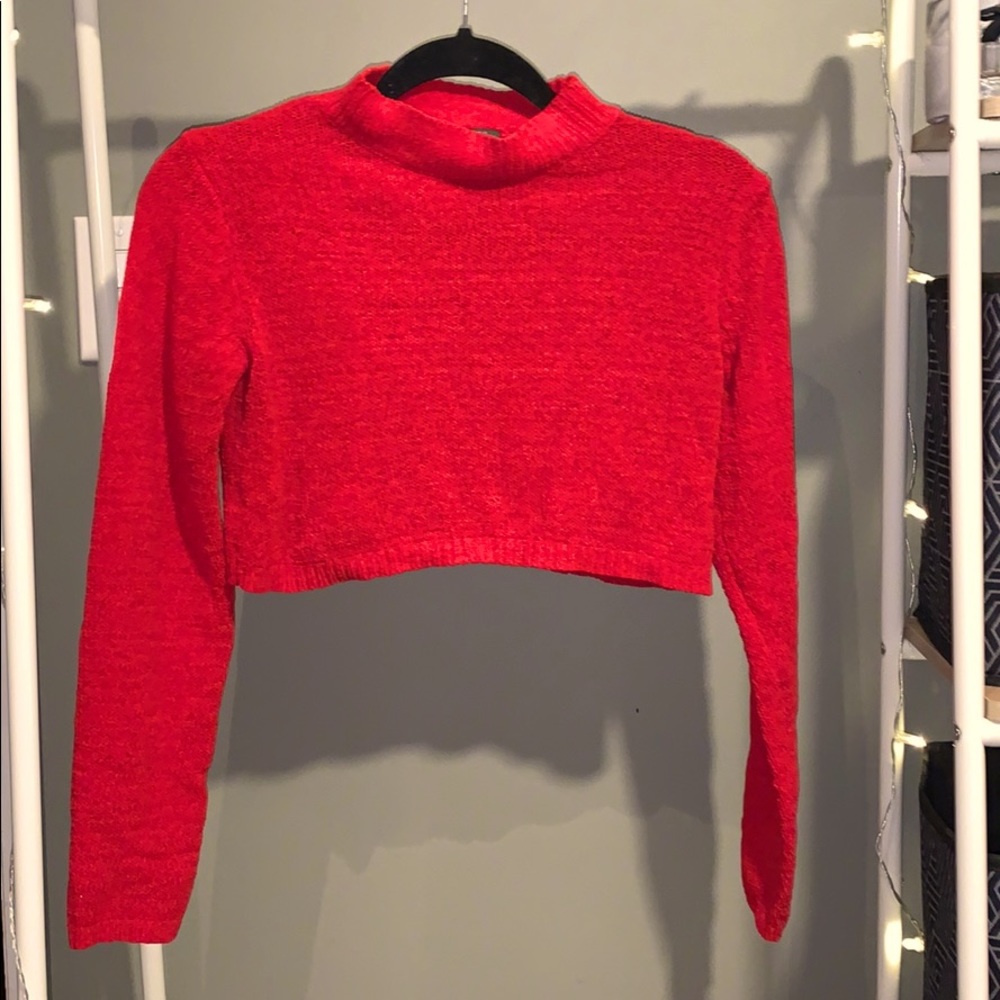 red crop top